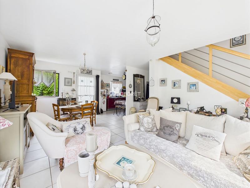 Maison - 101 m² - 5 pièces