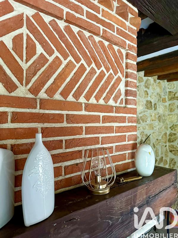 Maison - 210 m² - 8 pièces