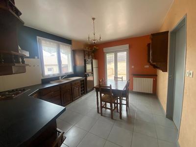 Maison - 120 m² - 6 pièces