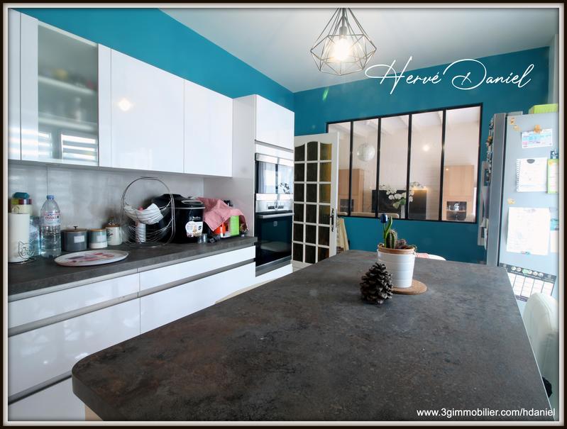 Maison en pierre - 181 m² - 7 pièces