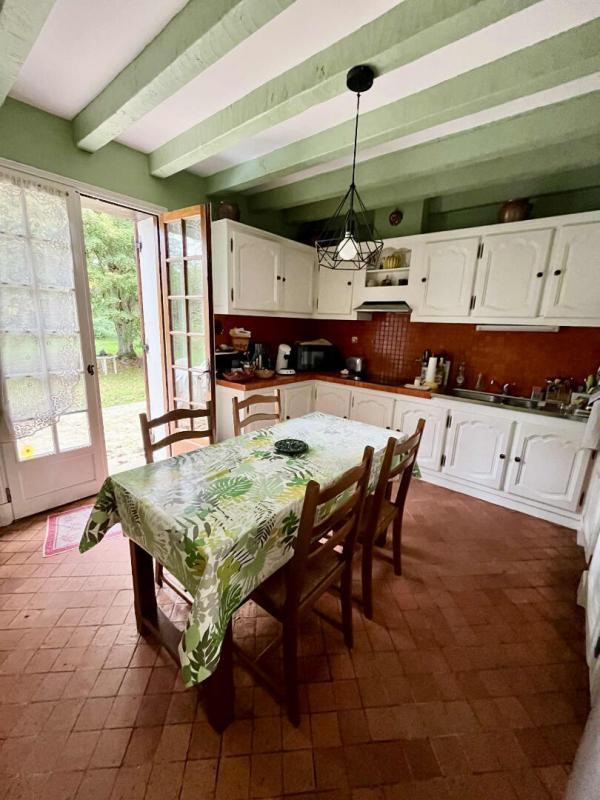 Maison - 177 m² - 6 pièces