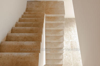 Villa - 182 m² - 6 pièces