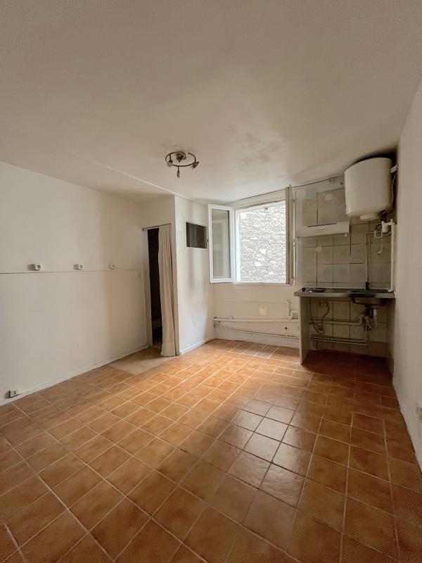 Studio - 14 m² - 1 pièce