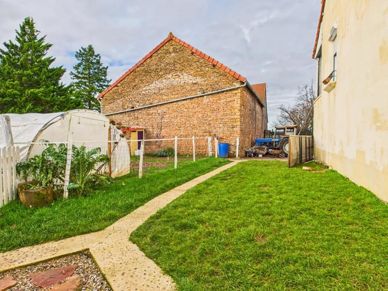 Maison - 281 m² - 11 pièces