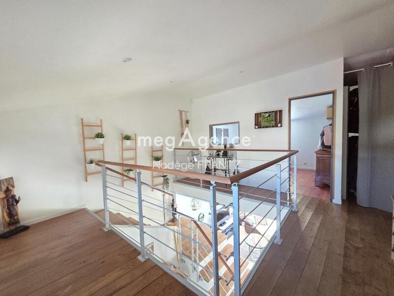 Maison - 192 m² - 6 pièces