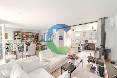 Maison - 125 m² - 6 pièces