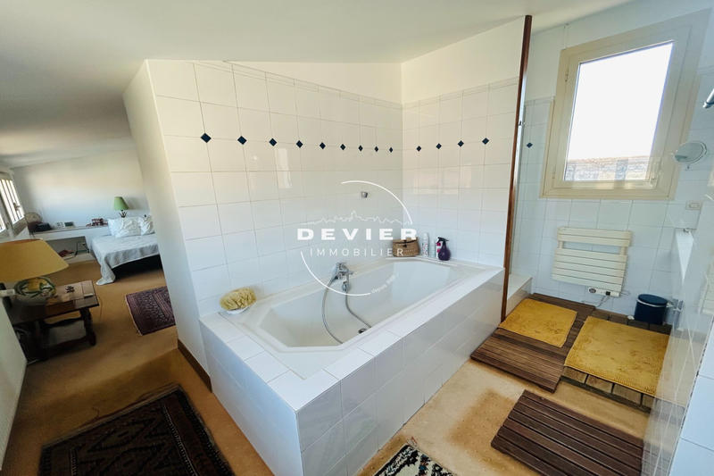 Maison - 130 m² - 4 pièces