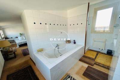 Maison - 130 m² - 4 pièces