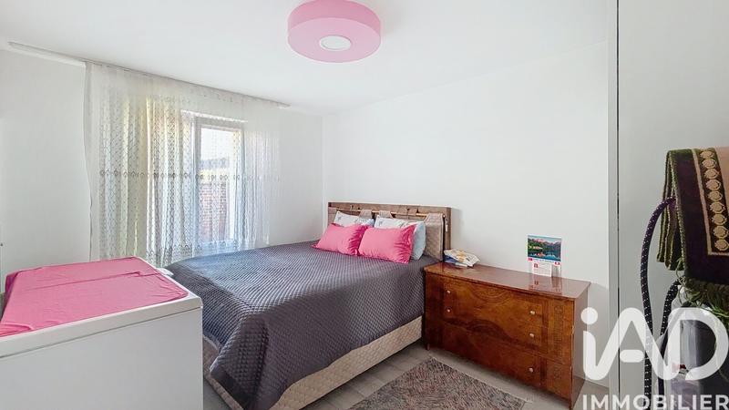 Maison - 280 m² - 16 pièces