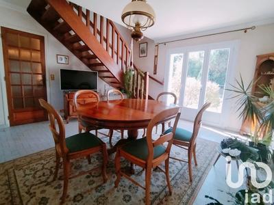 Maison - 122 m² - 5 pièces