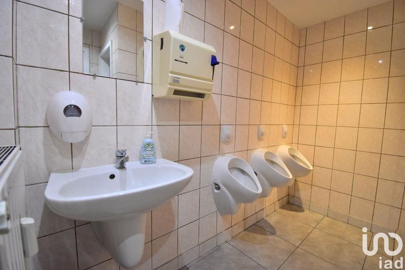 Local commercial - 146 m²