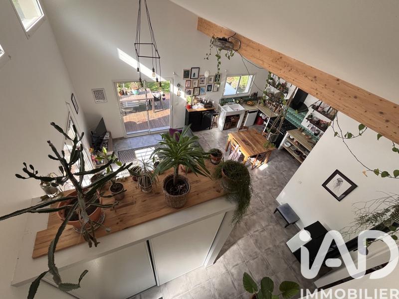 Maison - 102 m² - 5 pièces