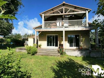 Maison - 147 m² - 6 pièces