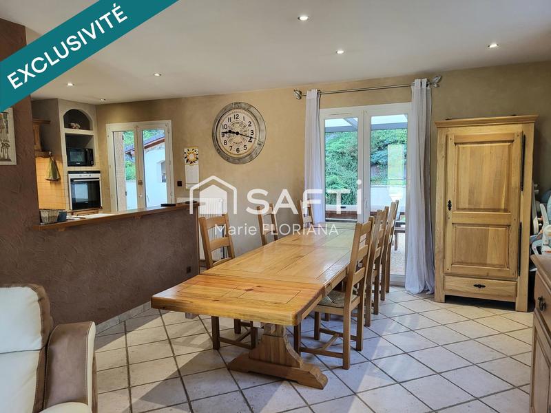 Maison - 125 m² - 5 pièces