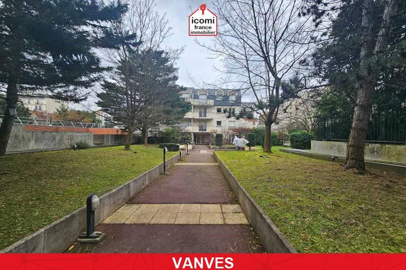 Studio - 30 m² - 1 pièce