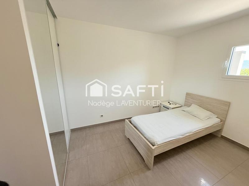 Maison - 238 m² - 9 pièces