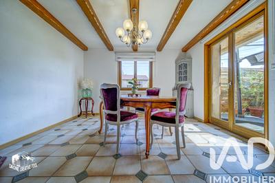 Maison - 186 m² - 7 pièces