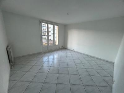 Appartement - 69 m² - 4 pièces