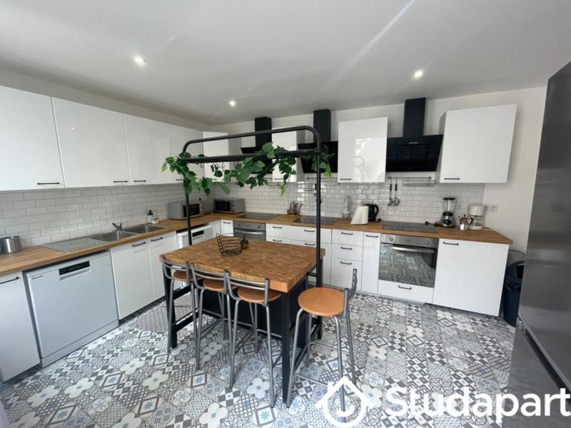 Chambre - 10 m² - 1 pièce