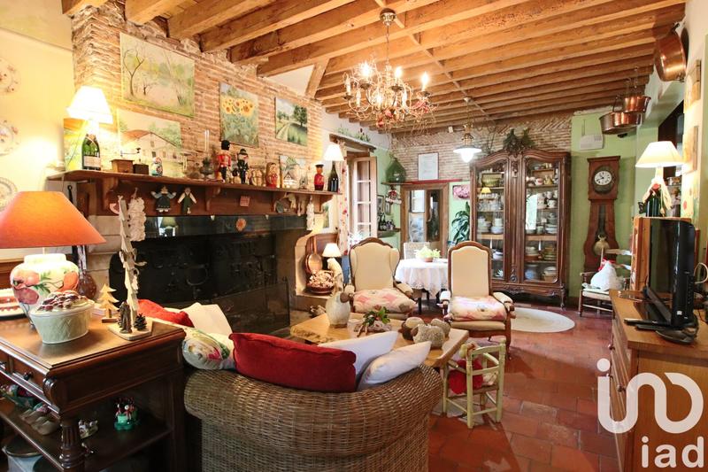 Maison - 411 m² - 9 pièces