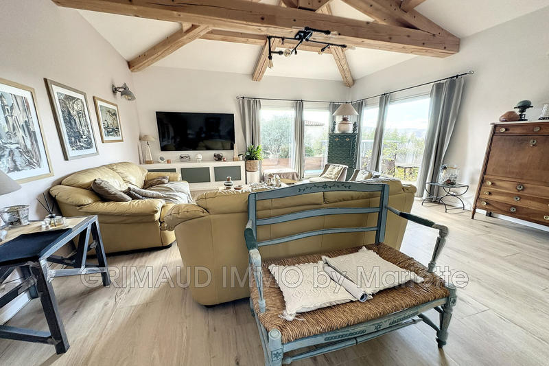 Maison - 320 m² - 13 pièces