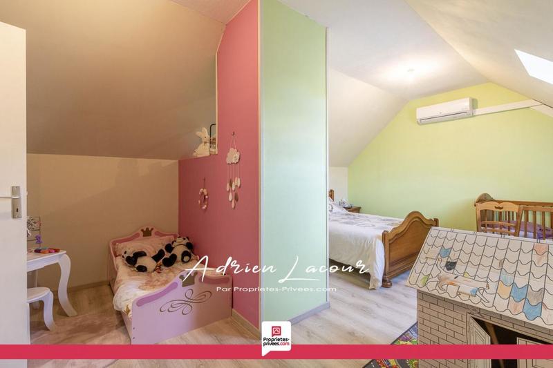 Maison - 143 m² - 6 pièces