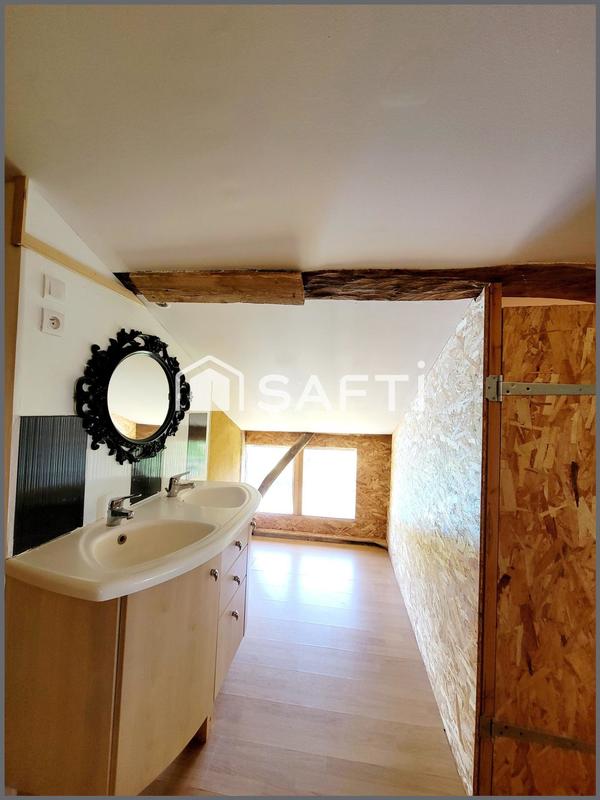 Maison - 248 m² - 7 pièces