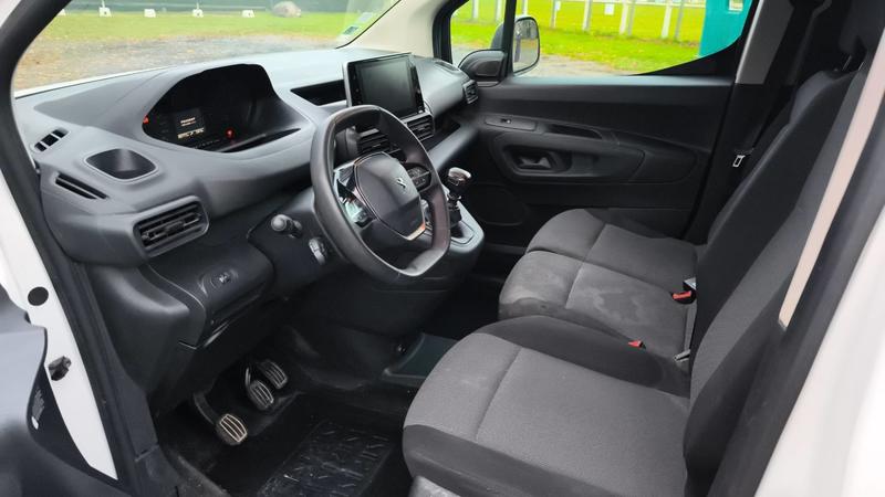 Peugeot Partner 1.2 PureTech 110 Asphalt