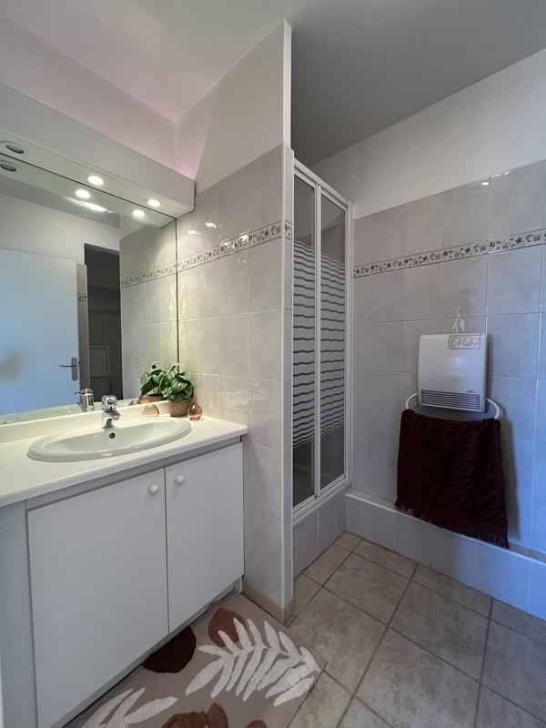 Appartement - 102 m² - 4 pièces