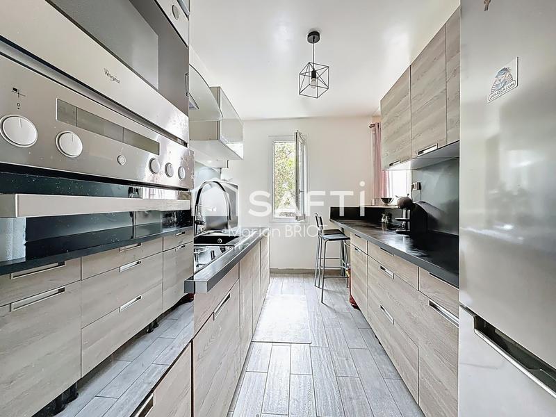 Appartement - 79 m² - 4 pièces