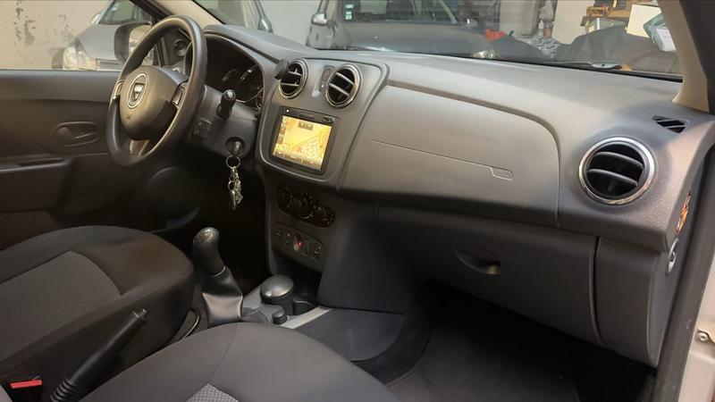 Dacia Sandero 1.2 75 Music