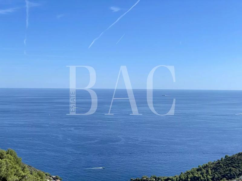 Appartement - 210 m² - 5 pièces