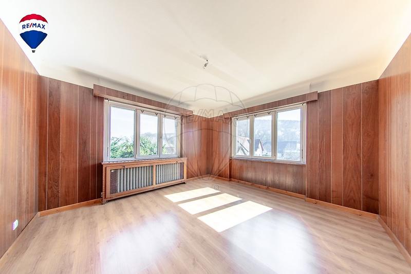 Maison - 162 m² - 6 pièces