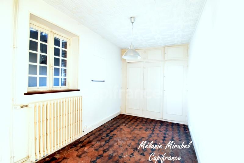 Maison - 155 m² - 8 pièces