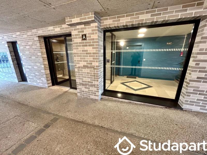 Chambre - 17 m² - 1 pièce