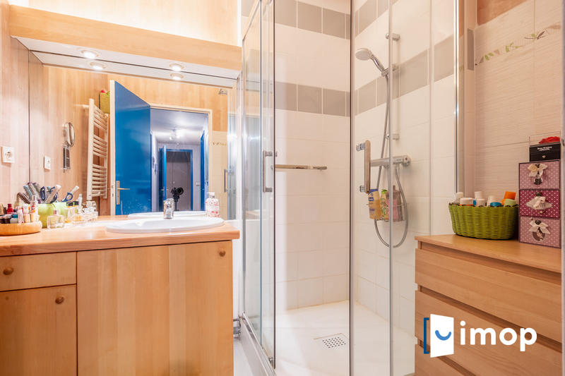 Appartement - 70 m² - 3 pièces