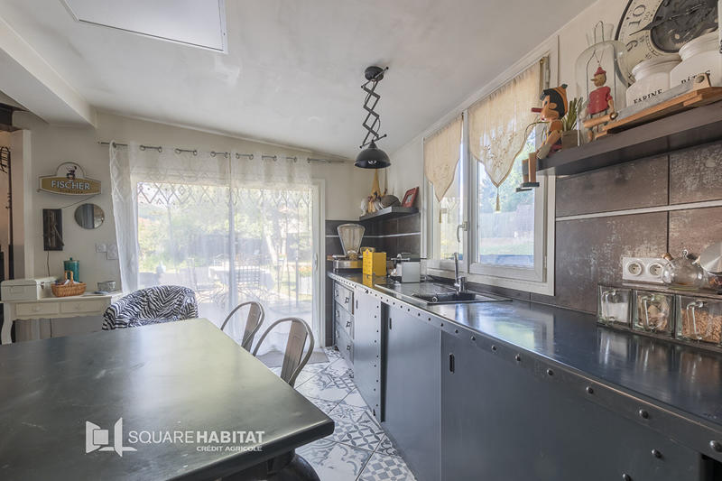 Maison - 150 m² - 6 pièces