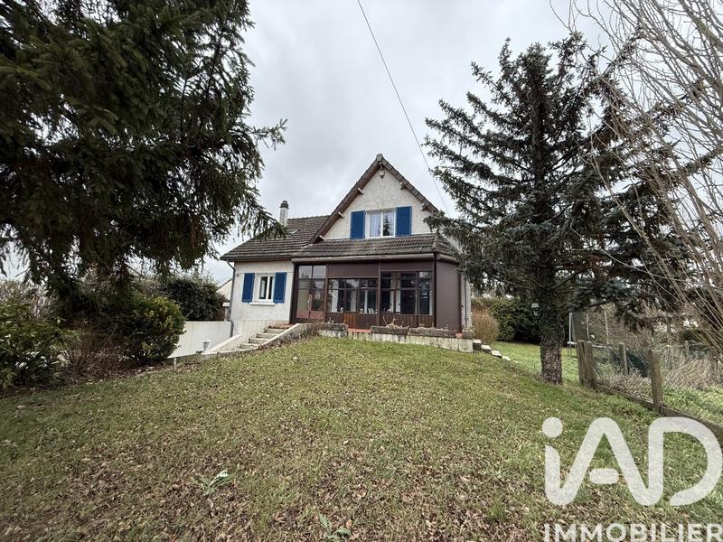 Maison - 122 m² - 6 pièces