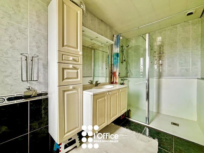 Maison - 184 m² - 6 pièces