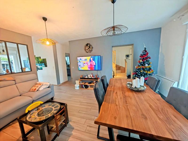 Maison - 118 m² - 6 pièces