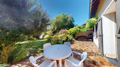 Maison - 192 m² - 6 pièces