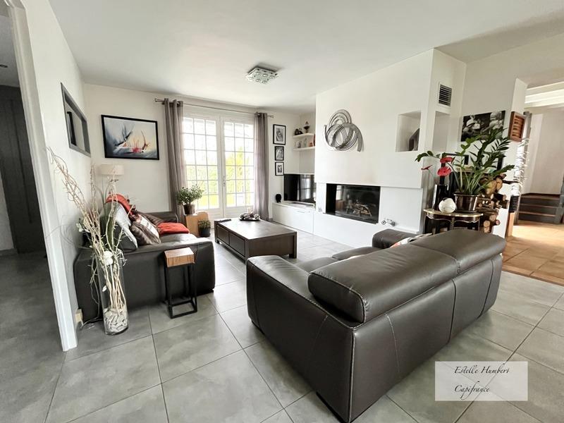 Maison - 144 m² - 7 pièces