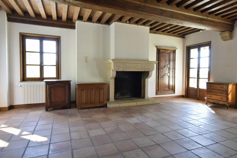 Maison - 360 m² - 10 pièces