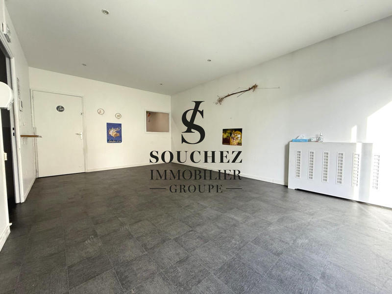 Local d'activités - 128 m² - 6 pièces