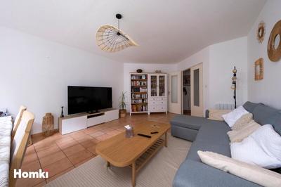 Appartement - 84 m² - 4 pièces