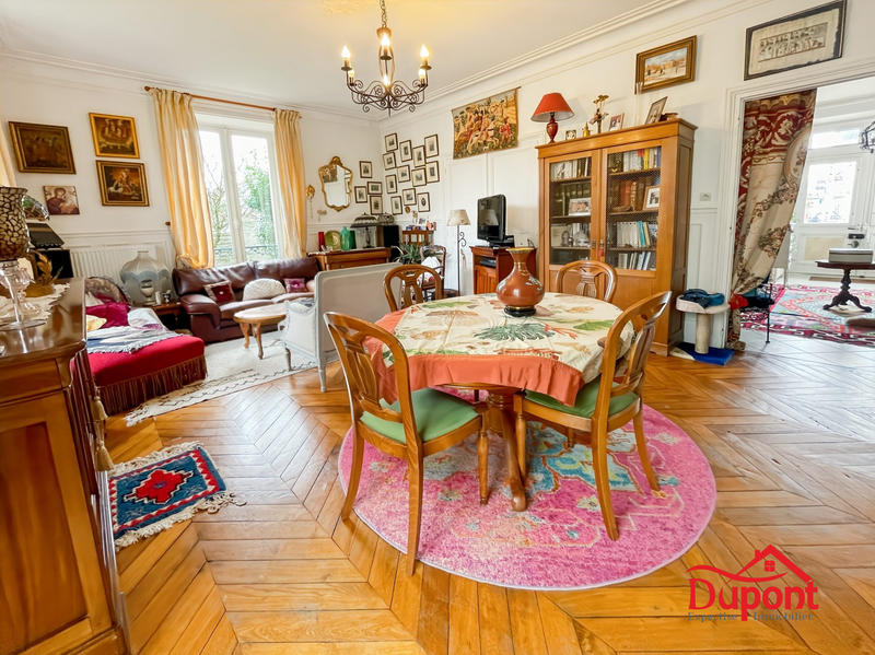 Appartement - 102 m² - 4 pièces