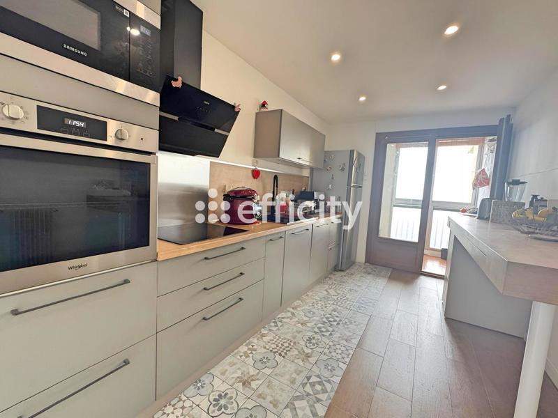 Appartement - 106 m² - 4 pièces