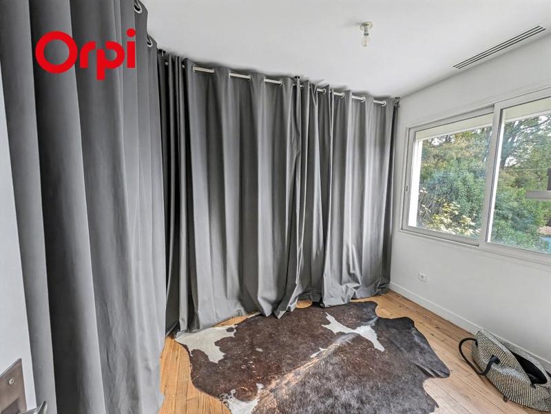 Villa - 169 m² - 7 pièces