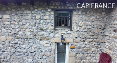 Maison - 205 m² - 11 pièces