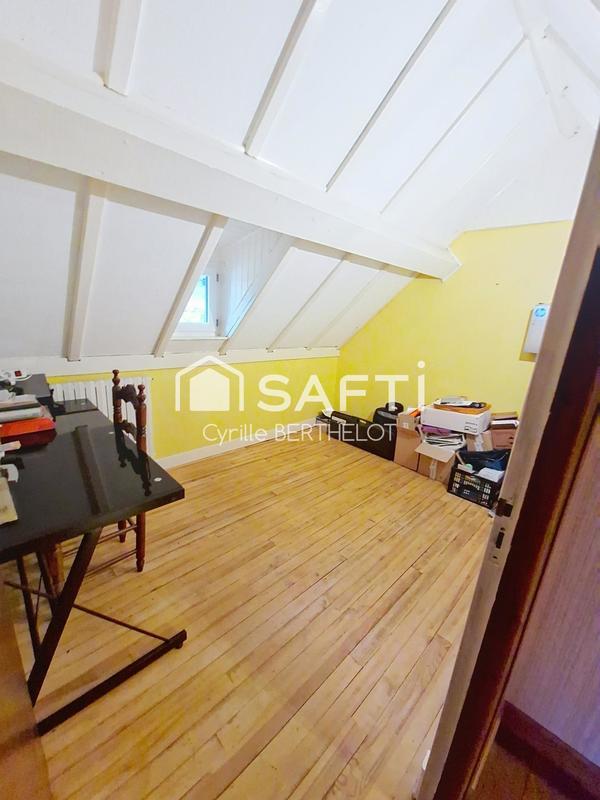 Maison - 150 m² - 7 pièces